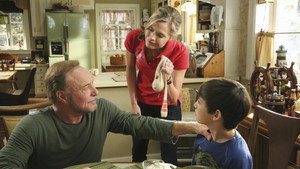 Back in the Game season 1 episode 8 No Crying in Baseball still image